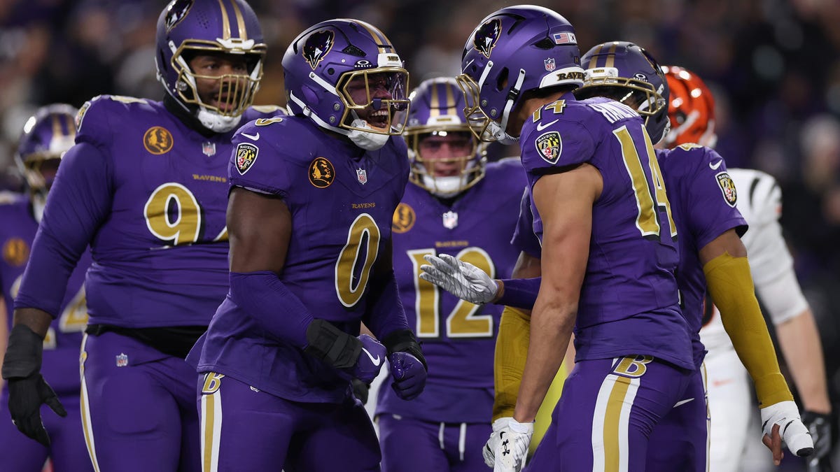 Ravens DC Zach Orr has shined amid Todd Monken's decline