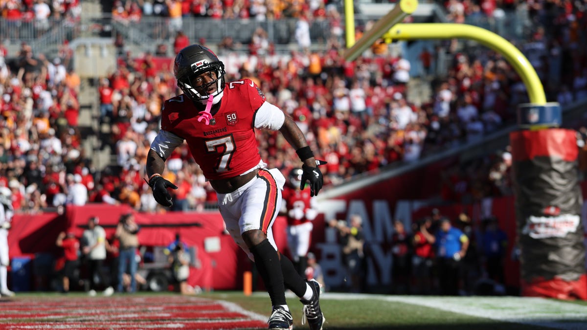 Studs and duds from the Bucs' Week 13 win over the Cardinals