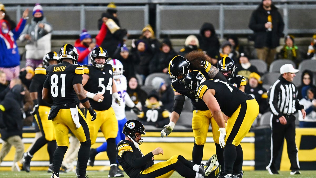 Stakes rise for Ravens after rival Steelers deliver a flat outing