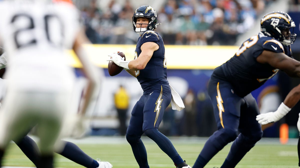 Chargers vs Eagles: Thursday injury report