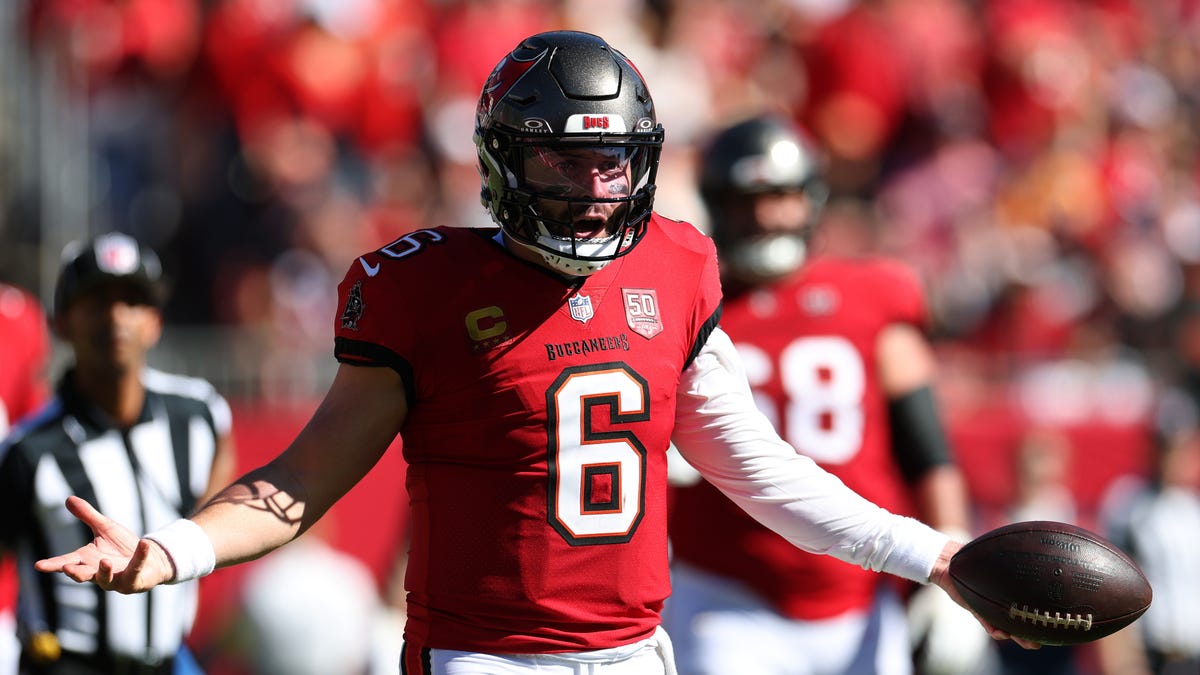 Buccaneers vs Falcons channel today, TNF time, NFL schedule, TV, stream