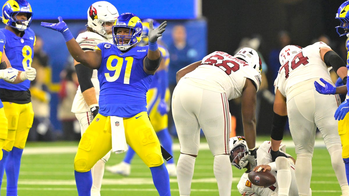 LA still heavily favored in Week 14