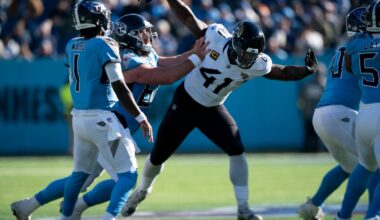 3 Titans O-linemen, including Dan Moore, questionable vs 49ers