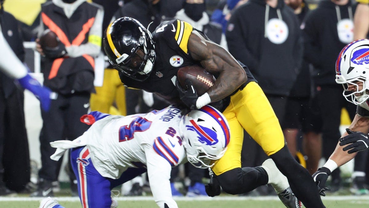 Get tickets to see D.K. Metcalf vs. the Ravens