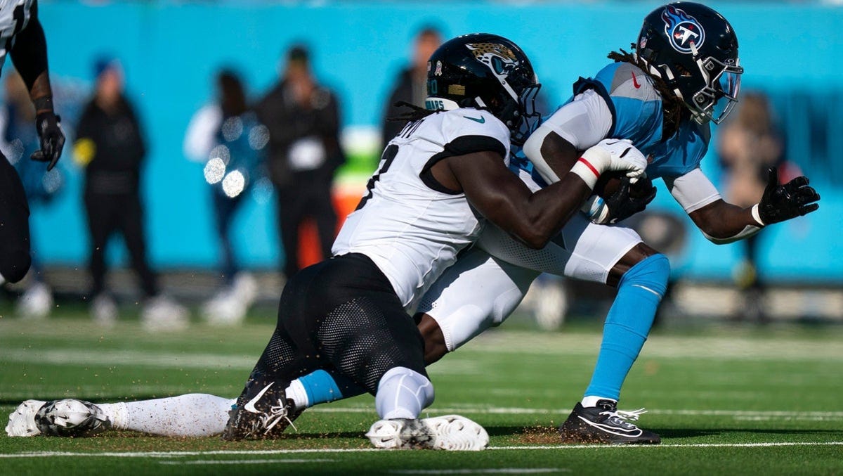 Tyjae Spears player props odds, tips and betting trends for Week 14