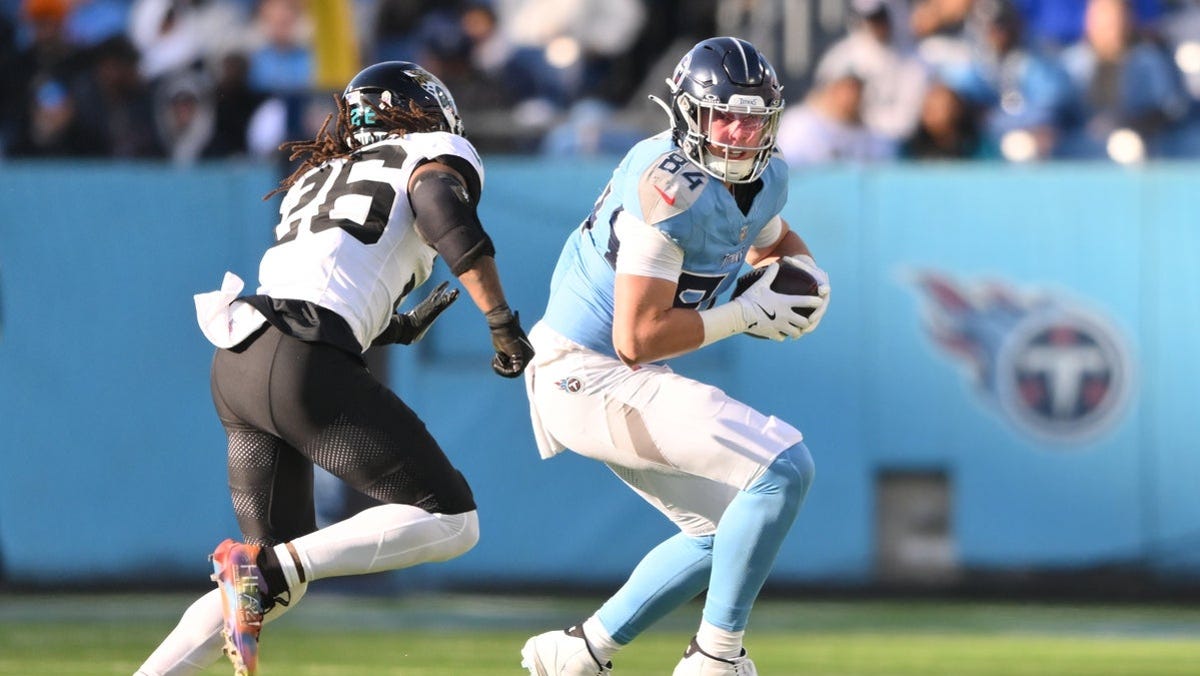 Get tickets to see Gunnar Helm vs. the Browns