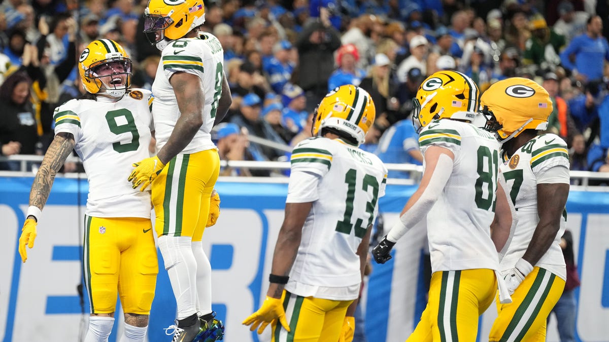 Packers or Lions? Final NFC playoff spot still up for grabs with 2 weeks left