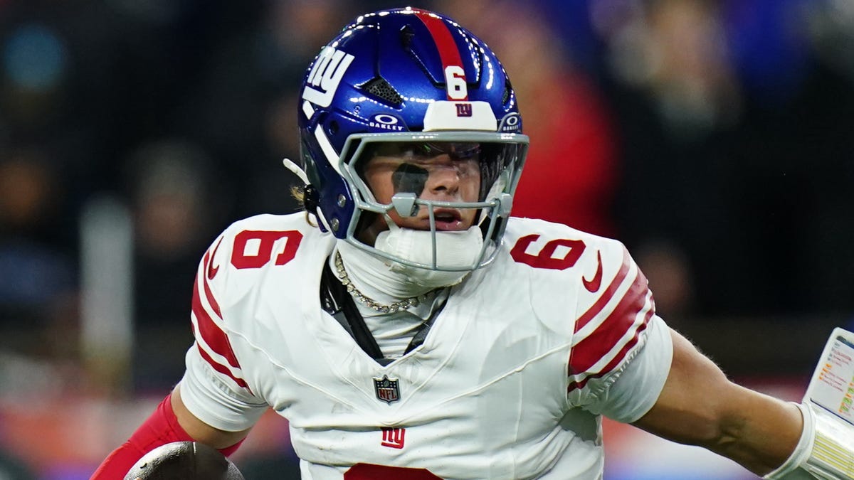 Do the Giants play today? NFL Week 14 bye schedule