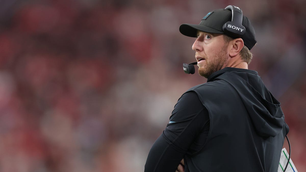 Jacksonville Jaguars Liam Coen not thinking NFL Coach of the Year award