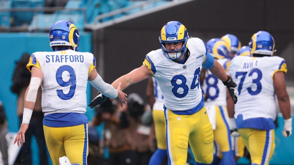 Rams vs. Cardinals spread, line, over/under