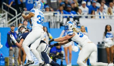 Detroit Lions S in walking boot