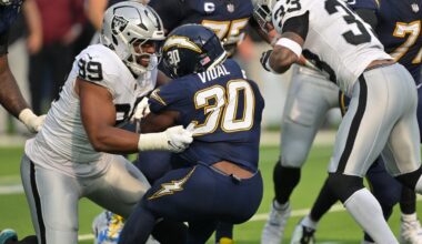 Get tickets to see Kimani Vidal vs. the Eagles