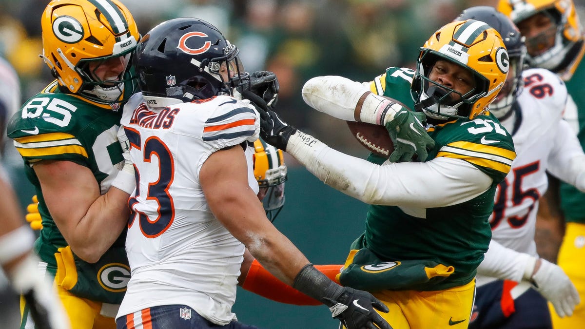 Position-by-position analysis of Chicago Bears vs Green Bay Packers
