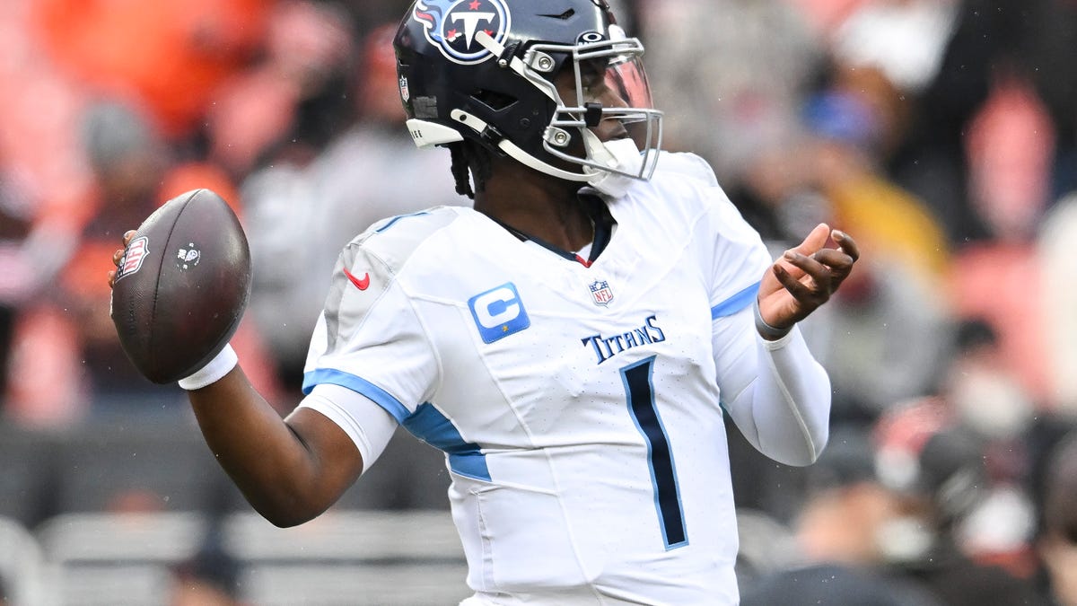 NFL draft order update as Titans fall out of No. 1 spot after win at Browns