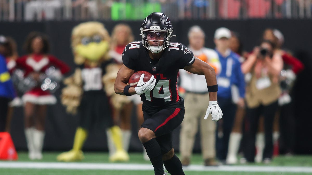 Atlanta Falcons cut Jamal Agnew, sign CJ Henderson