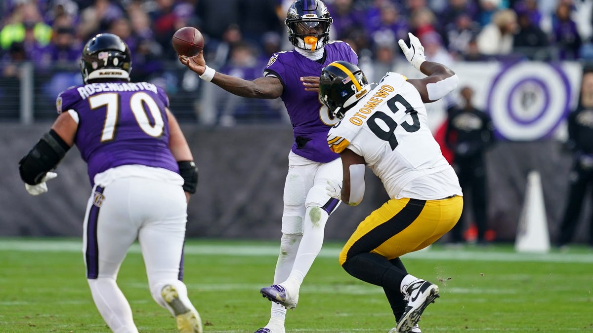 Scores, highlights for Week 14