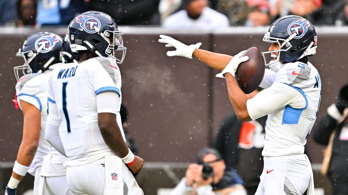 Cam Ward, Jeffery Simmons talk dodging snowballs in Titans vs Browns