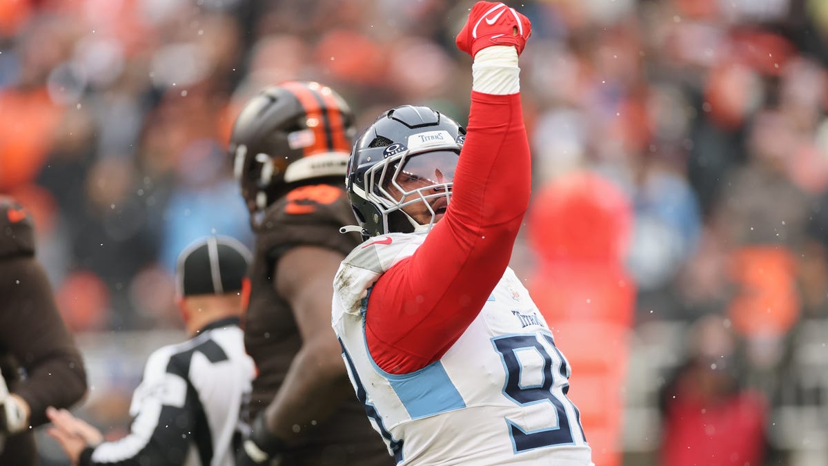 Jeffery Simmons returns, Amani Hooker sits out