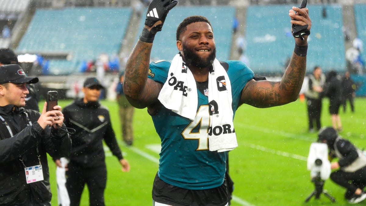 Jaguars, Texans will battle for AFC South in final month of the season