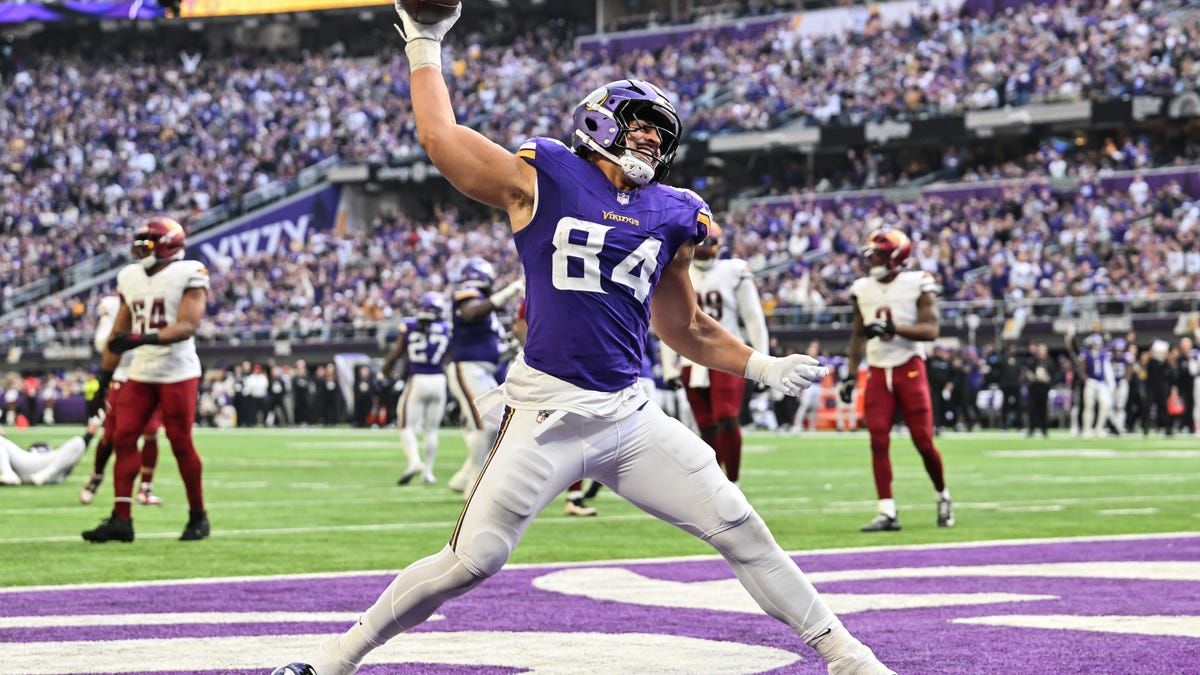Top reactions from ugly loss to Vikings