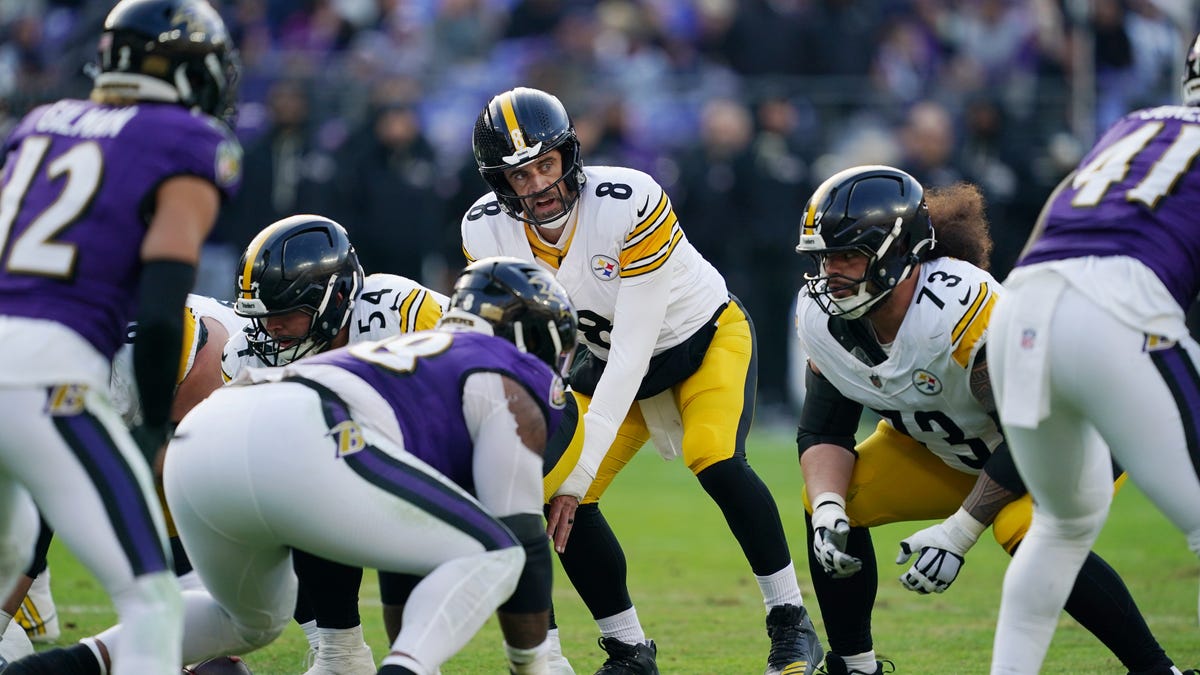 Baltimore Ravens vs Pittsburgh Steelers picks, odds for NFL Week 18