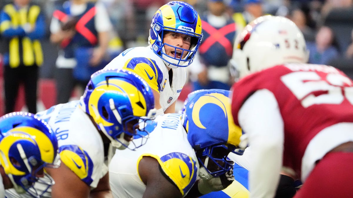 Arizona Cardinals vs Los Angeles Rams picks, odds for NFL Week 18 game