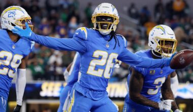 Winners and losers from Chargers' win over Eagles on Monday night