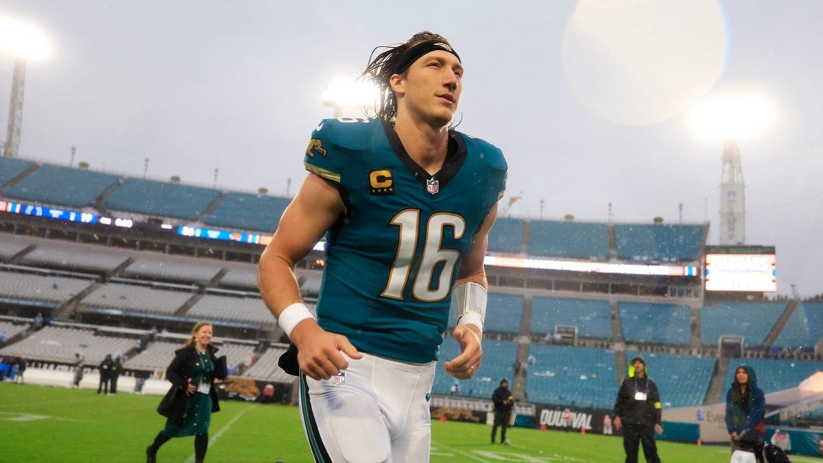 Trevor Lawrence injury update, status vs. Jets in Week 15