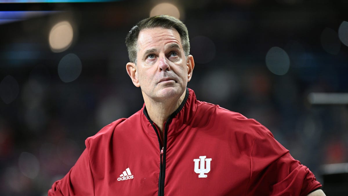 How much will IU football’s Curt Cignetti earn in bonuses for top seeded Hoosiers