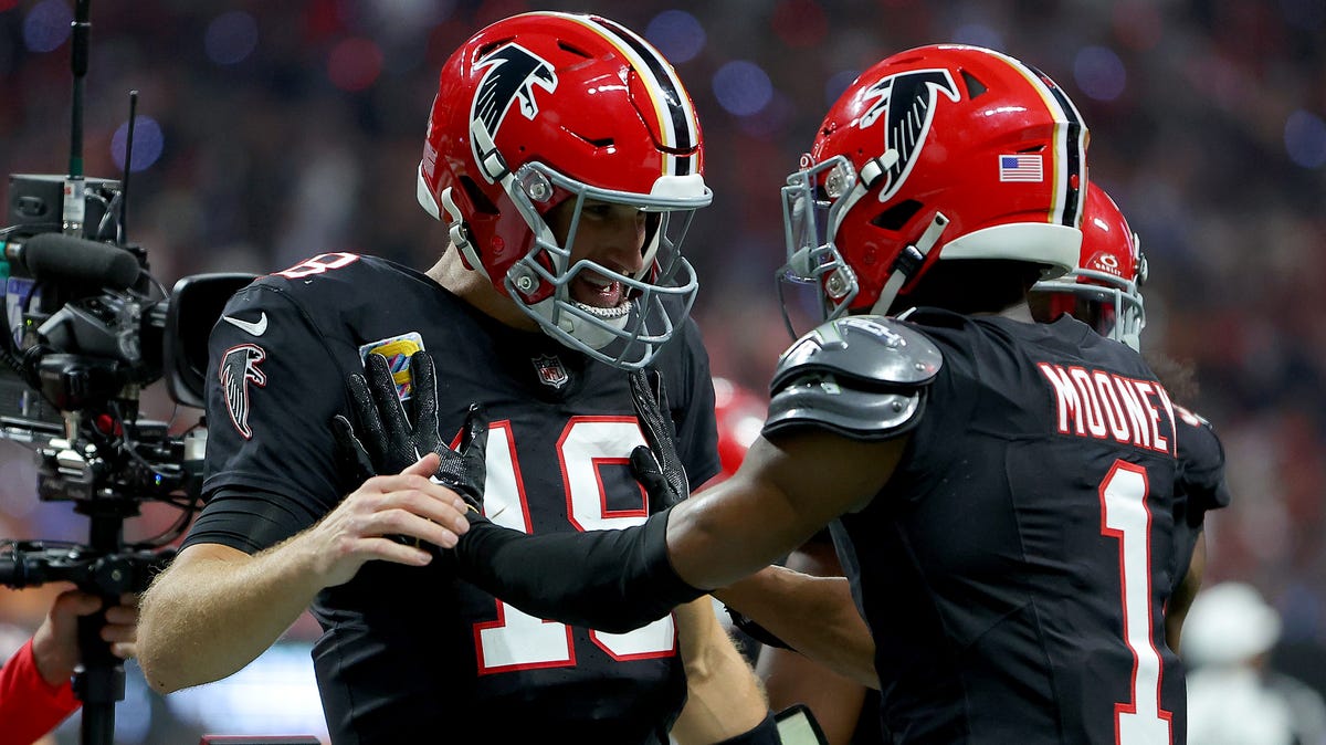 Starting lineups for Week 15