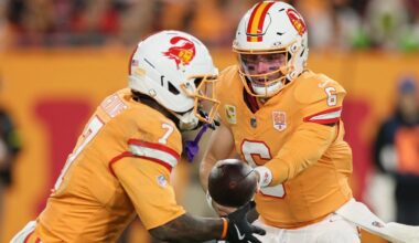 Bucs try to hold off Panthers in NFC South