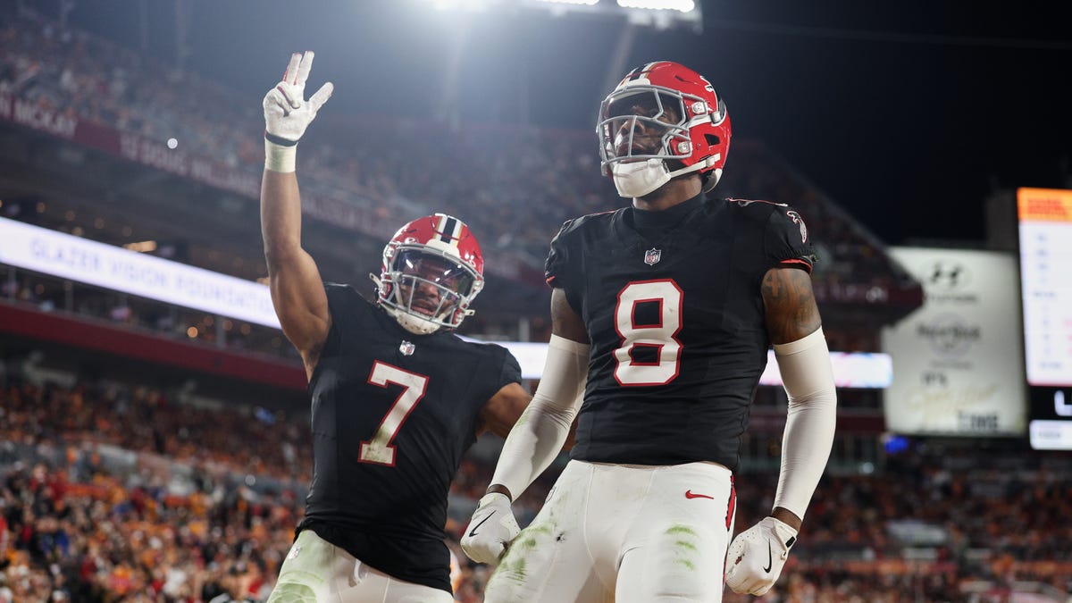 Studs and duds from Week 15 game