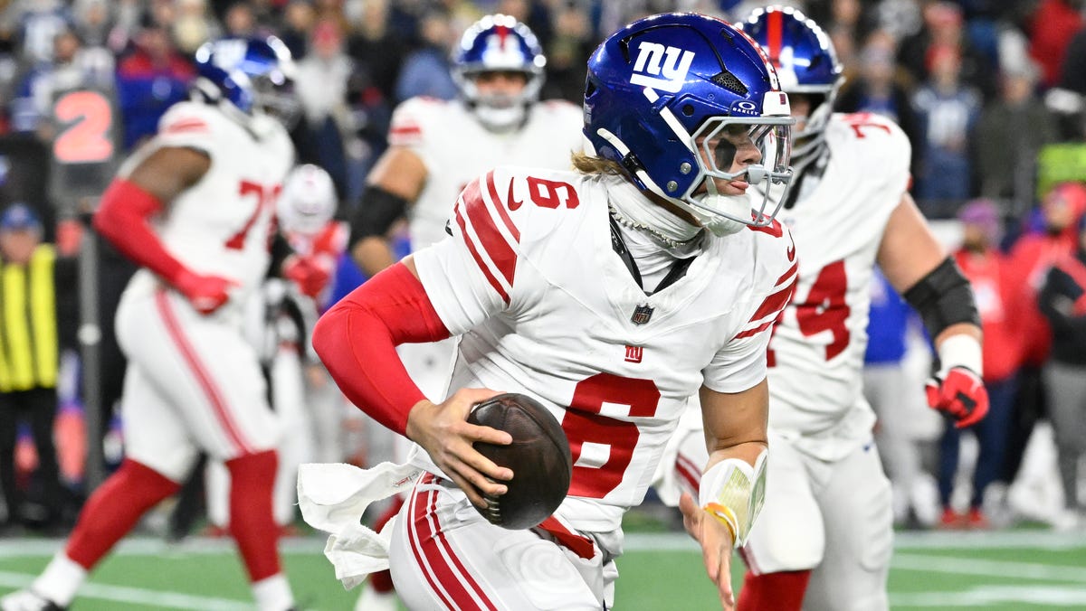 Commanders at Giants odds, picks and predictions