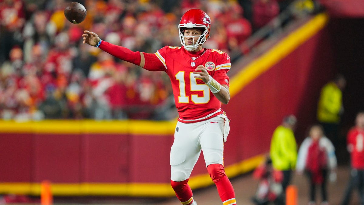 Reasons why the Chargers could lose to the Chiefs: Week 15 concerns