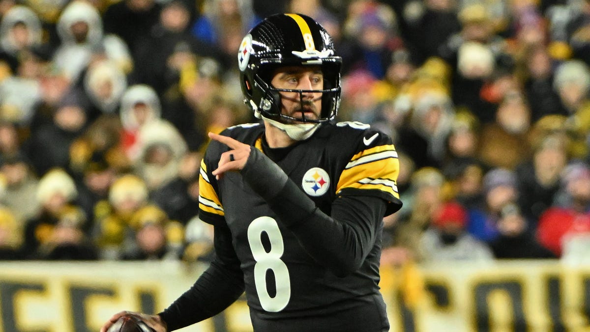 Predictions, how to watch, stream MNF