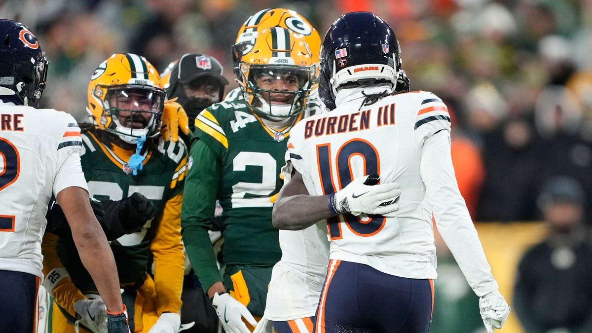 NFL fines Bears WR for run-in with Packers CB Keisean Nixon