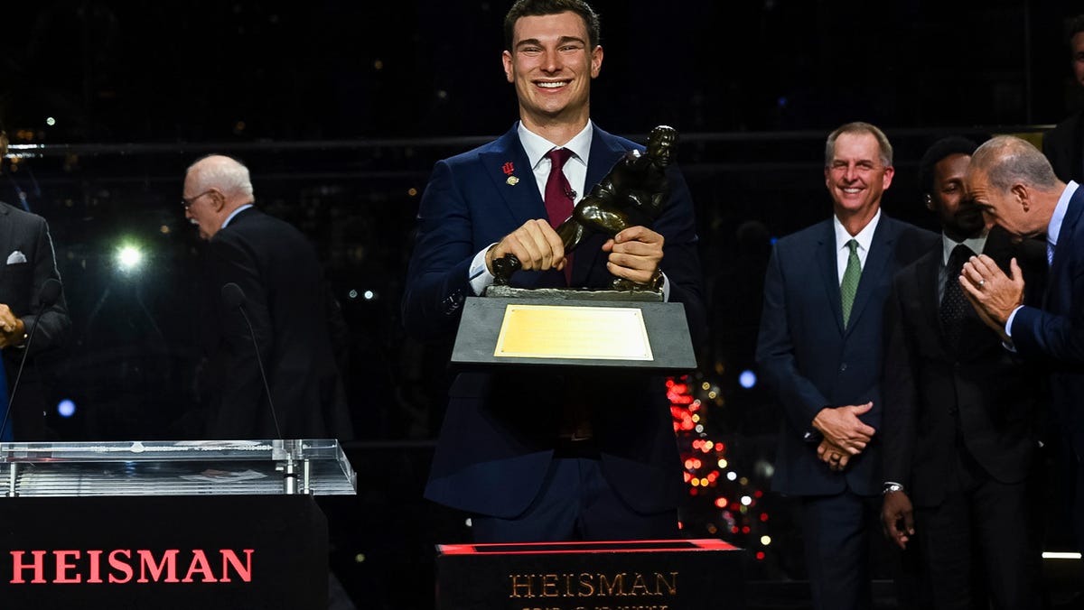 Fernando Mendoza, Cuban-American quarterback, leads Indiana football