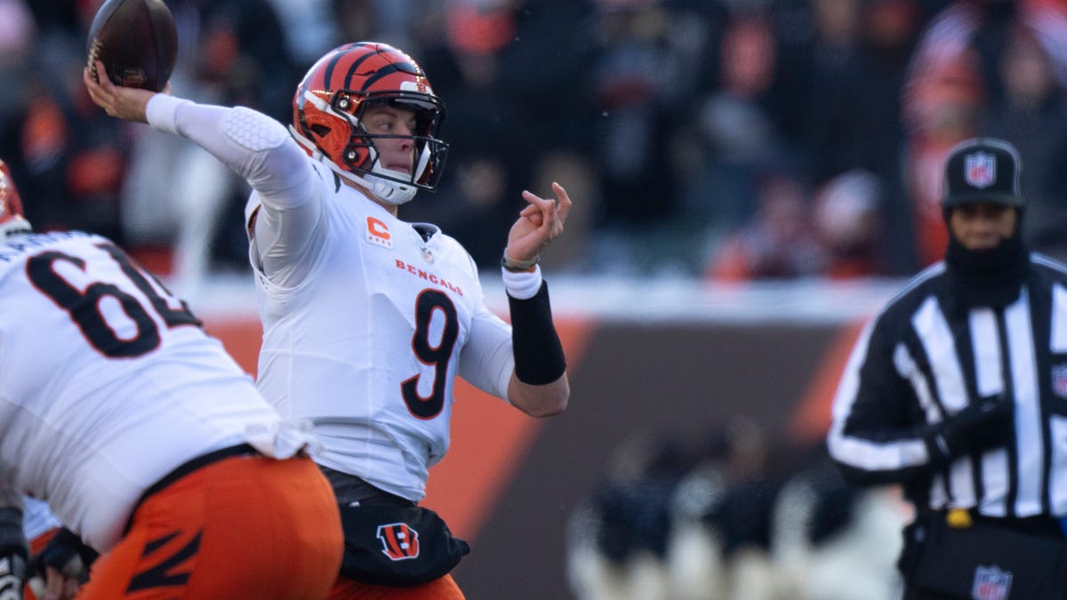 Shocking Joe Burrow, Dolphins report after Tua Tagovailoa benched