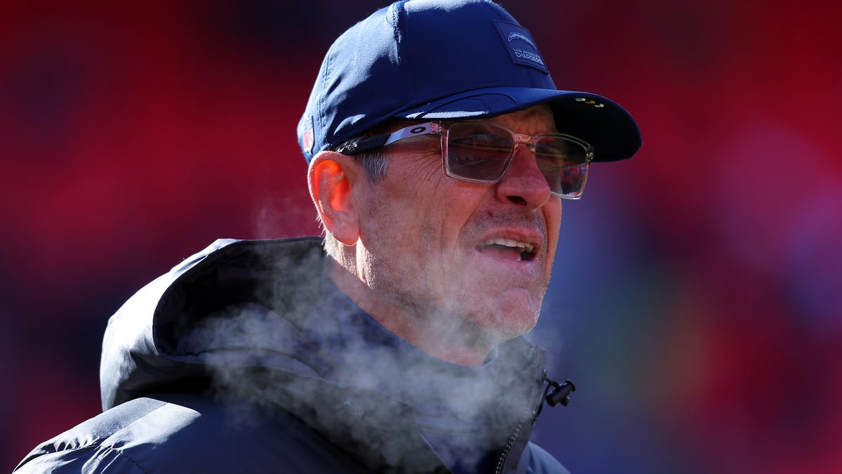 LA debuts loaded Wednesday injury report