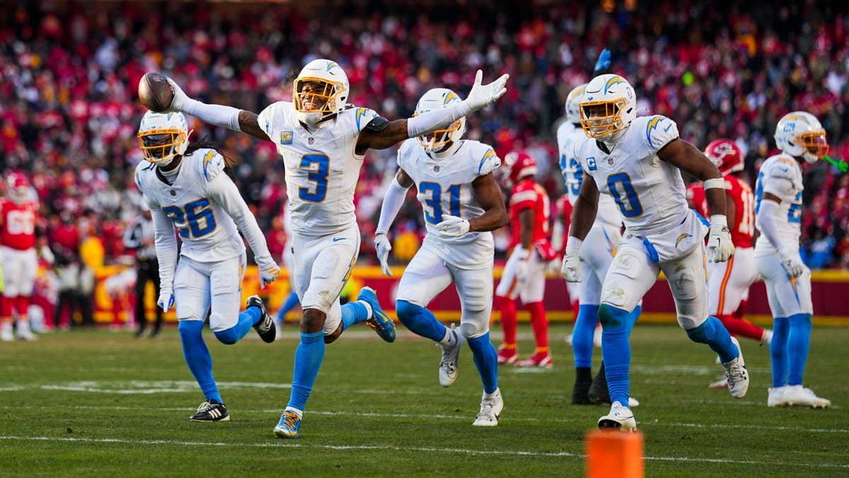 Who to cheer for in Week 16: A Chargers rooting guide