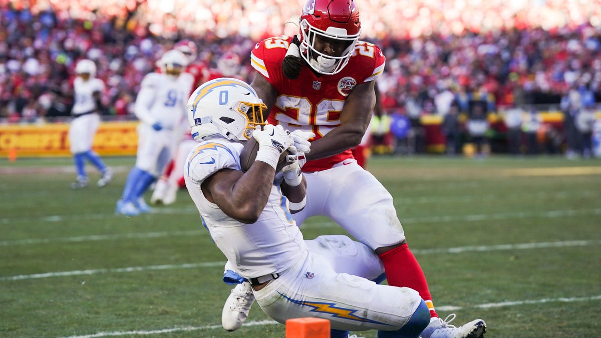 Chargers' playoff odds, remaining schedule, division standings