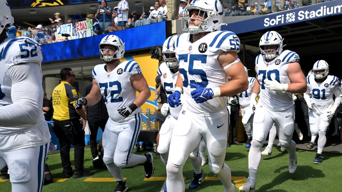Patriots sign LB Chad Muma from Colts' practice squad