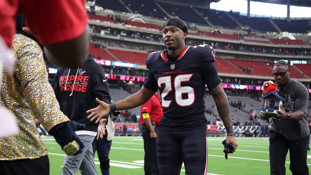 Top & Bottom offensive players in win vs. Cardinals