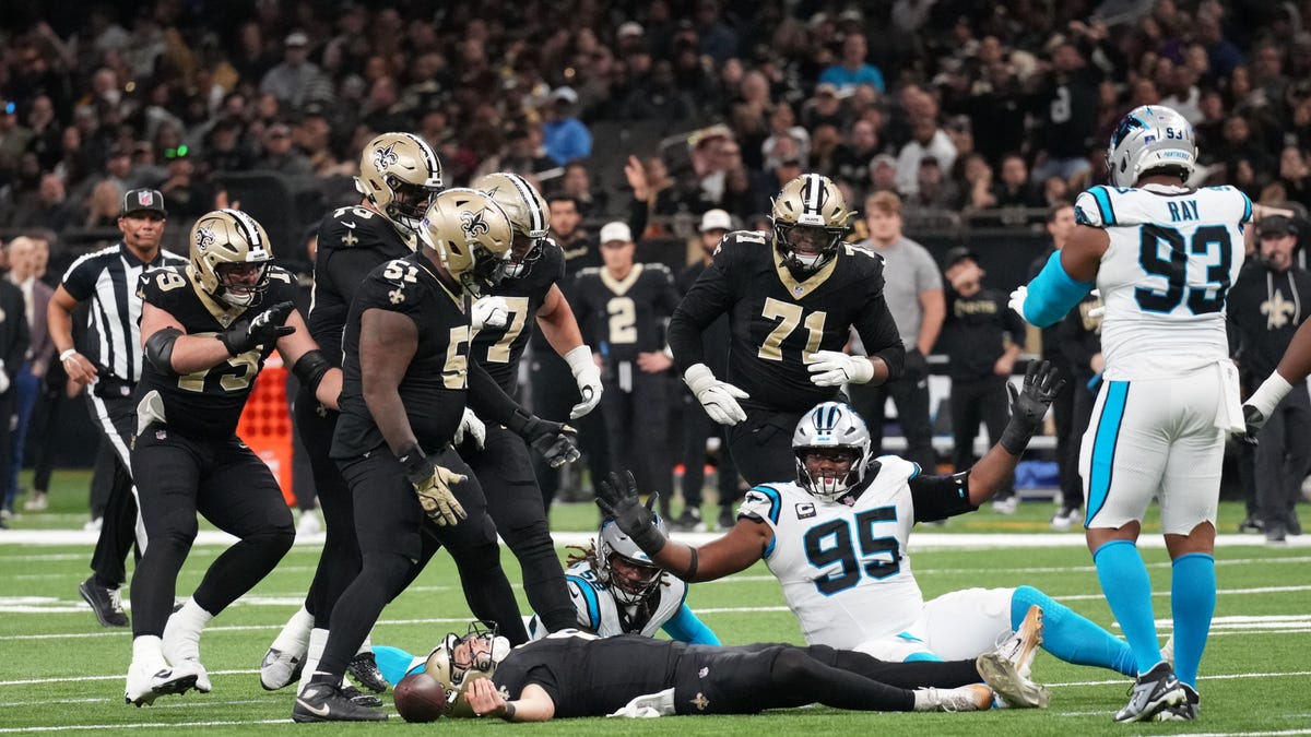Panthers player proposes ban on QB baseball slide after loss to Saints