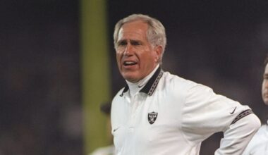 Mike White, former NFL and college coach, dead at 89