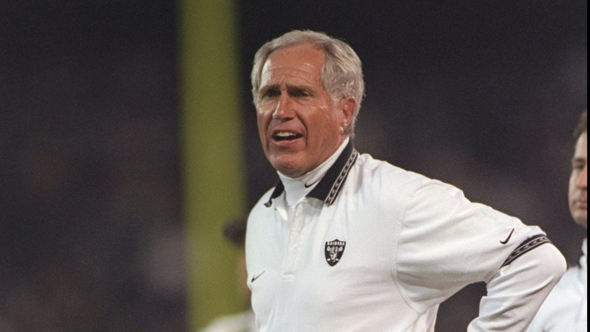 Mike White, former NFL and college coach, dead at 89