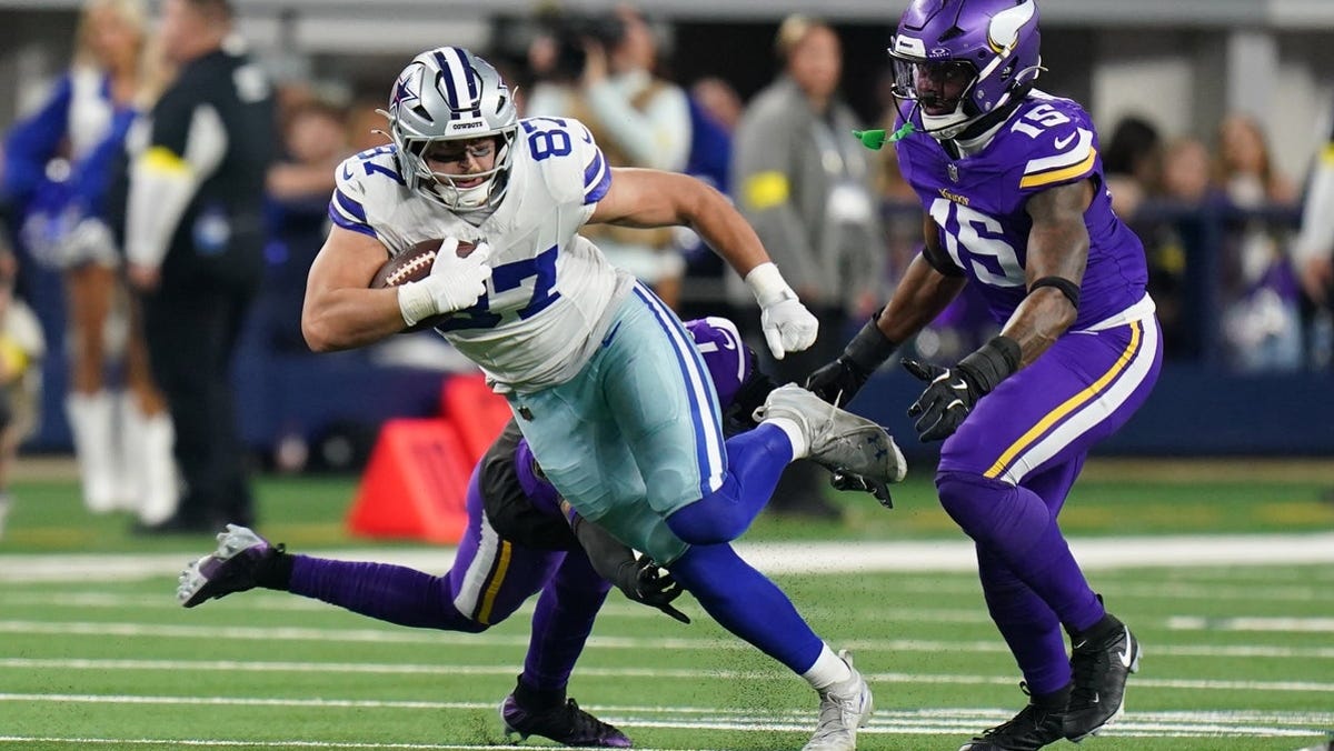 Jake Ferguson injury update, status vs. Chargers in Week 16