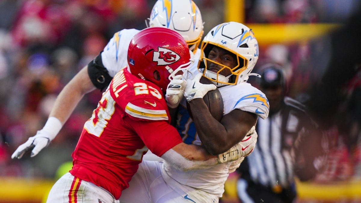 Get tickets to see Kimani Vidal vs. the Cowboys