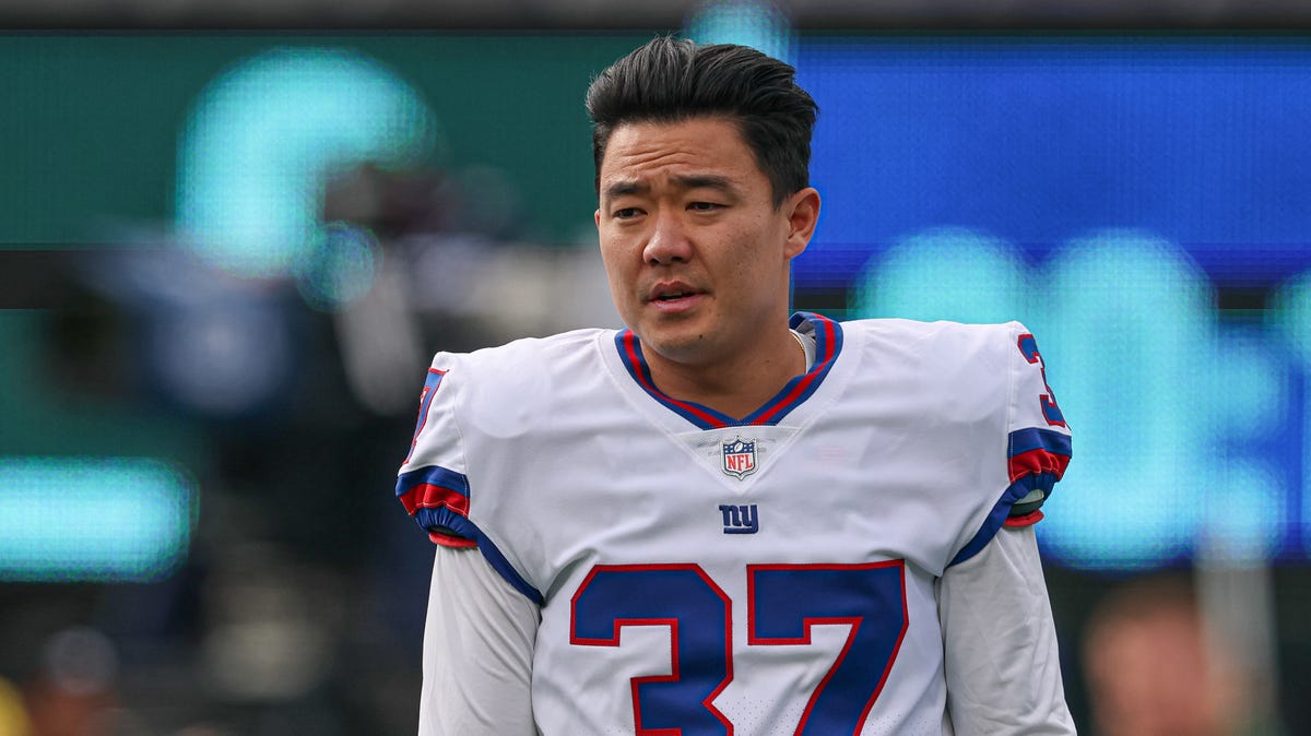 Former Falcons kicker Younghoe Koo waived by Giants