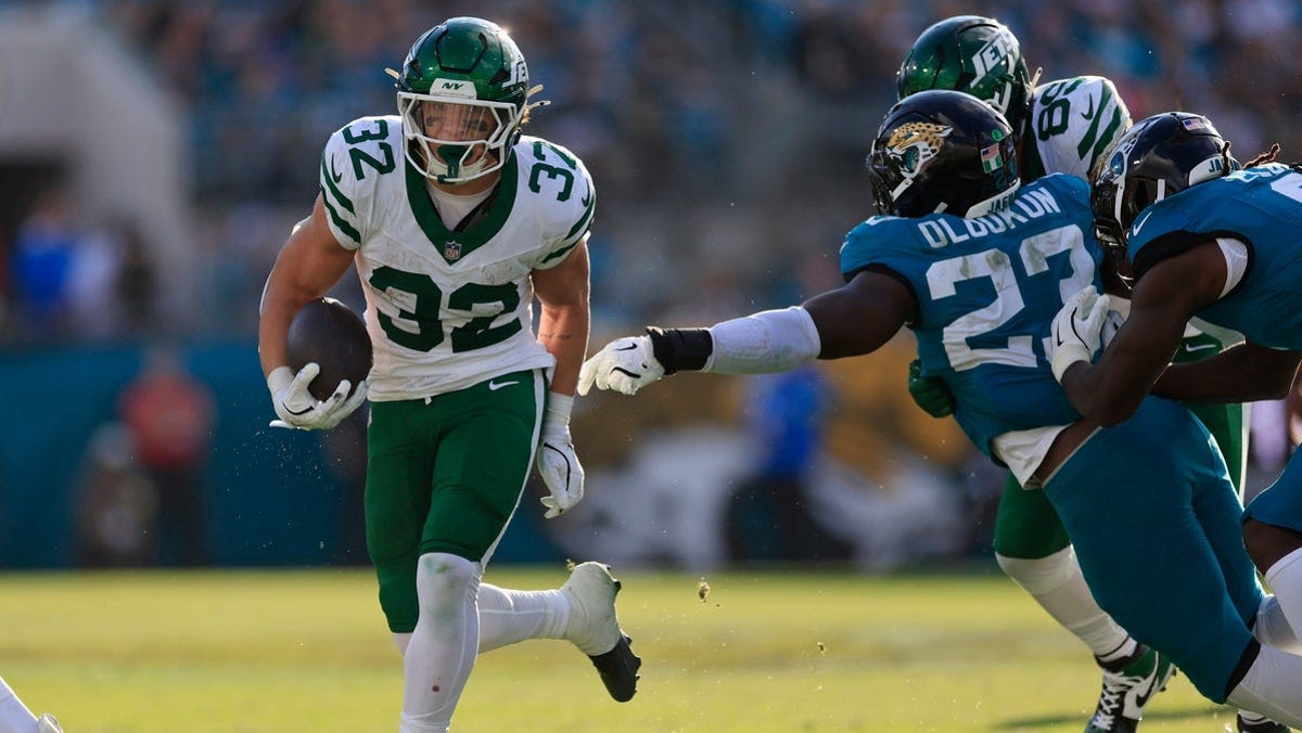 Isaiah Davis player props odds, tips and betting trends for Week 16